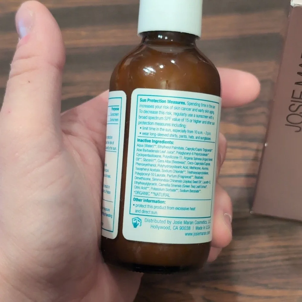 Josie Maran Argan Daily Moisturizer Sunscreen SPF 47 Broad Spectrum 4 fl. oz.